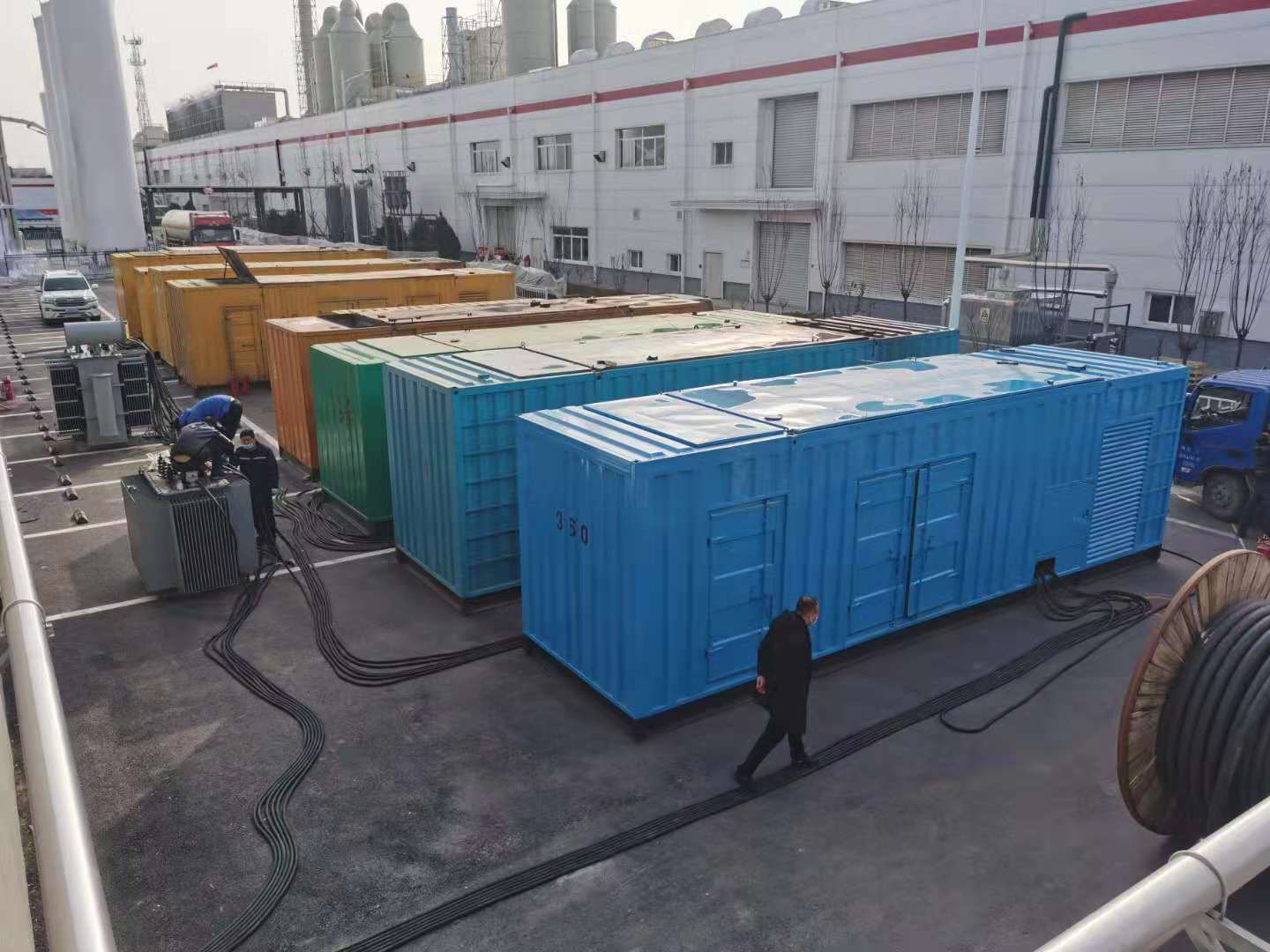 尼玛发电机出租-两相发电机与三相发电机有何区别?