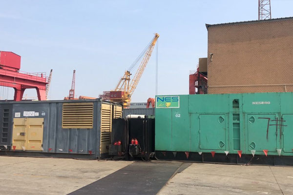 尼玛发电机出租空气滤清器的清洁频率是多少？